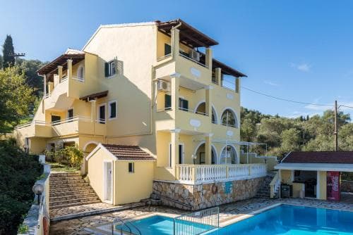 Apollon Apartments