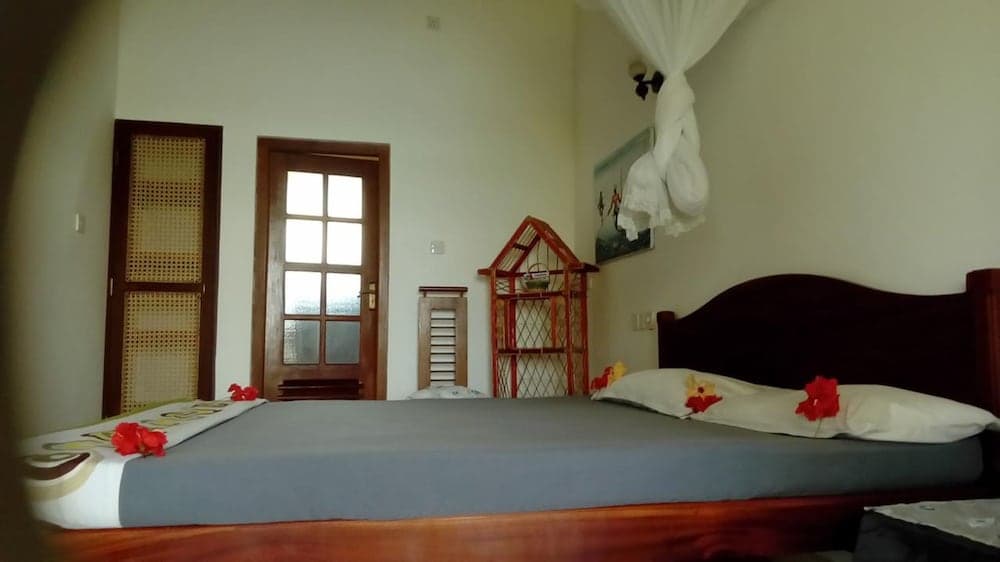 River Shadow Villa Anetta