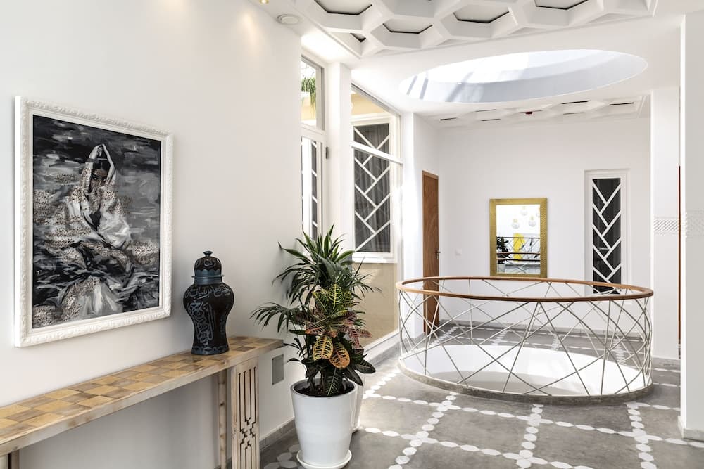 Suite Azur Hotel