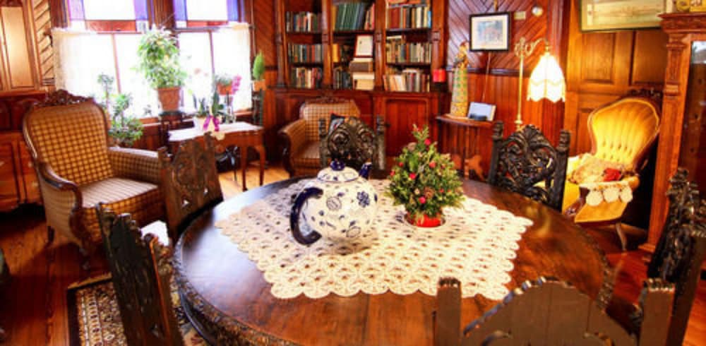 Washington Irving Inn