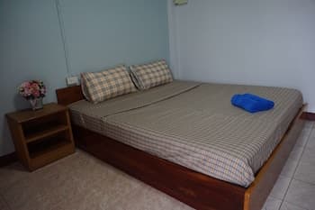 N.J. Hotel