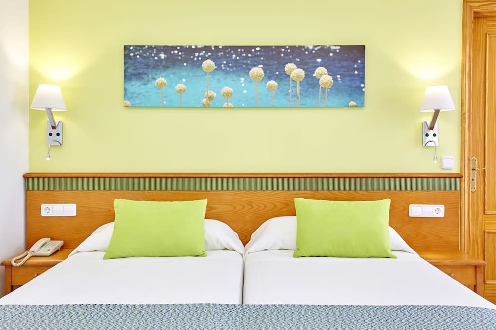 Universal Hotel Laguna