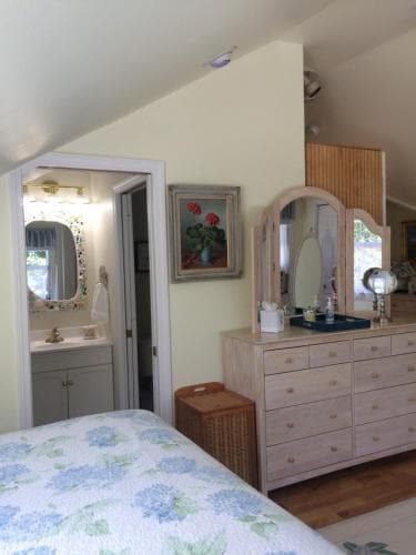 Changing Tides Bed And Breakfast