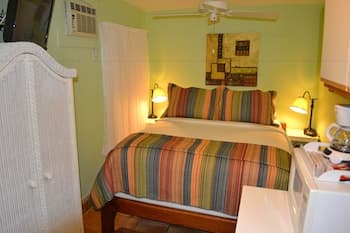 Speakeasy Inn