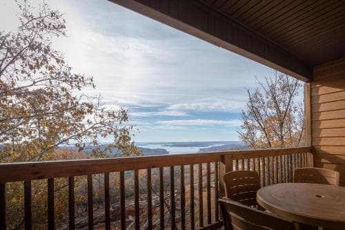 Lodges At Table Rock