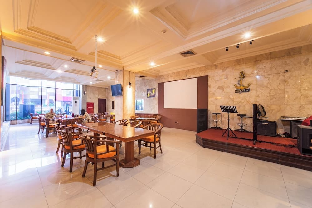 Adika Bahtera Hotel
