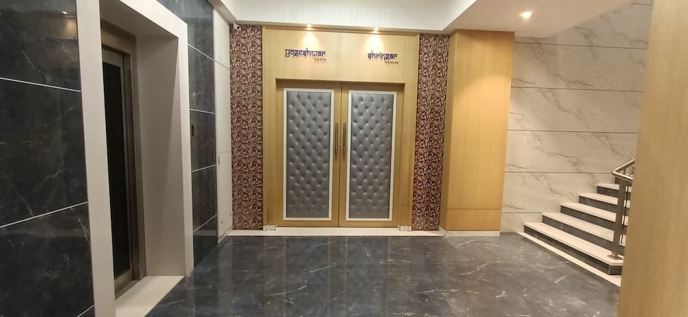 Hotel Gopalas Residency