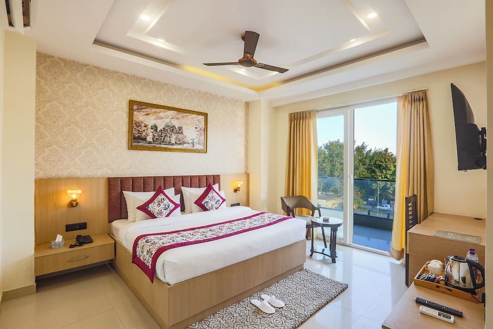 FabHotel Corporate suite