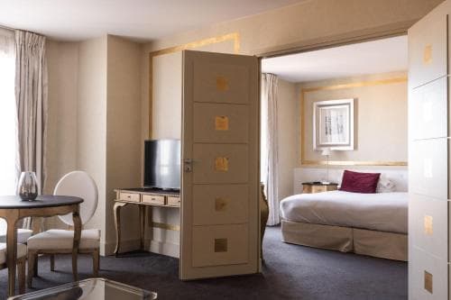 Hotel Renoir