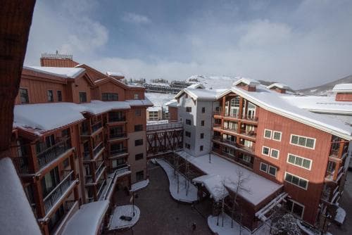 Chateaux Condominiums by Crested Butte Lodging
