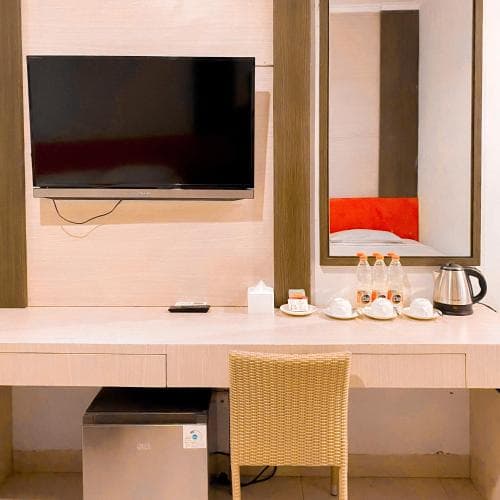 Dinasty Smart Hotel