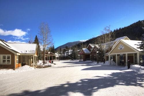 Slopeside Condos