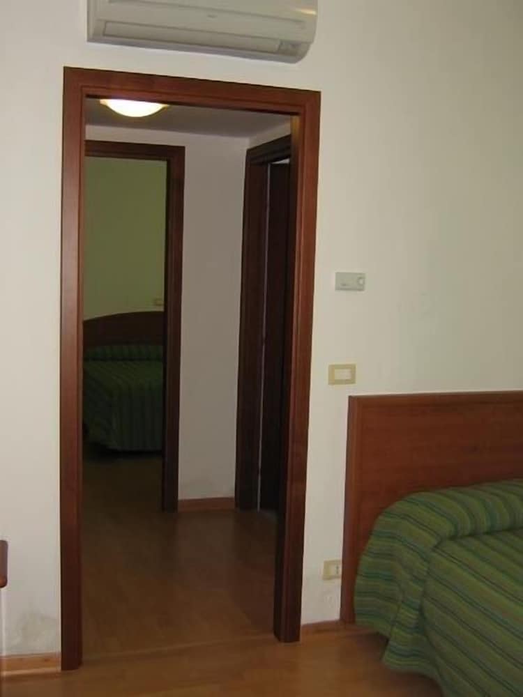 Mediterraneo Hotel