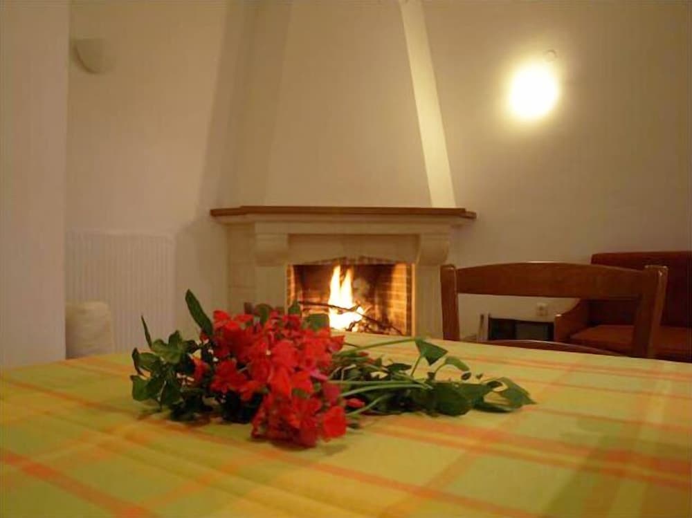 Aristea Hotel