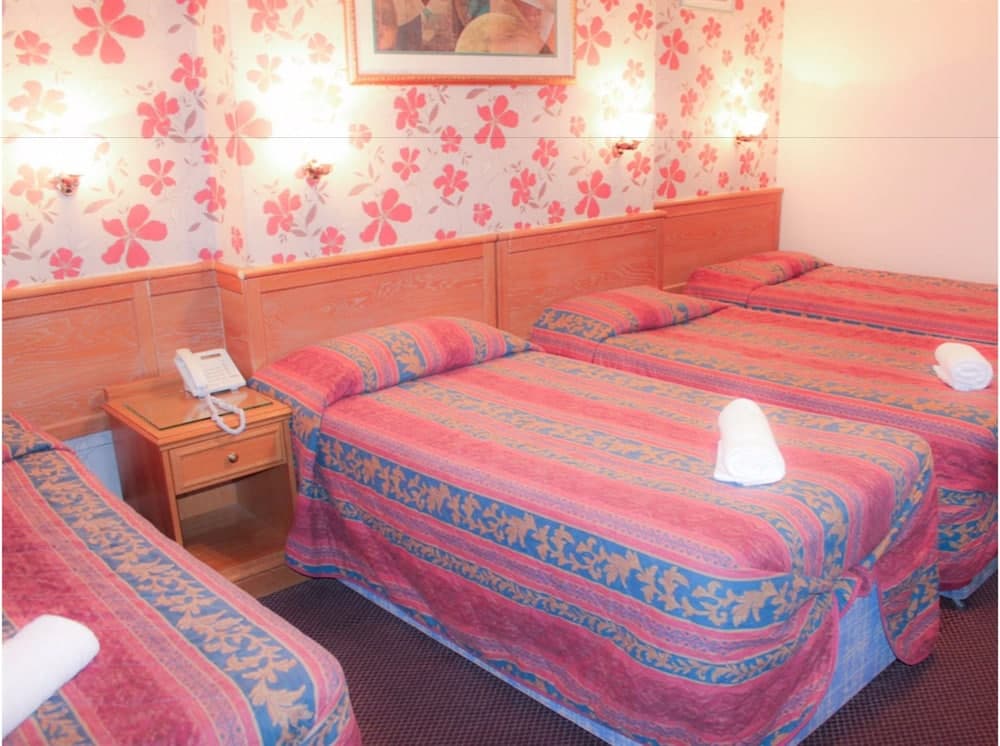 Lampton Guest House