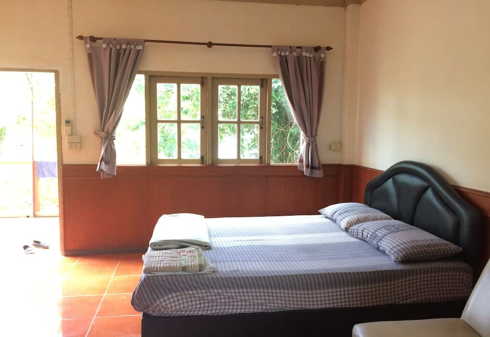 Mookda Budsara Resort