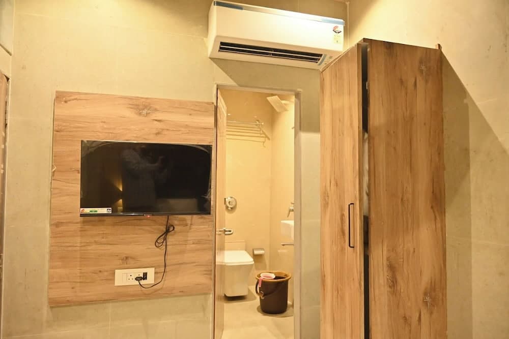 Hotel Royal Bkc