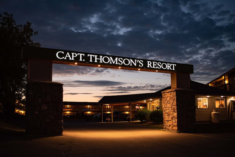 Capt. Thomson's Resort