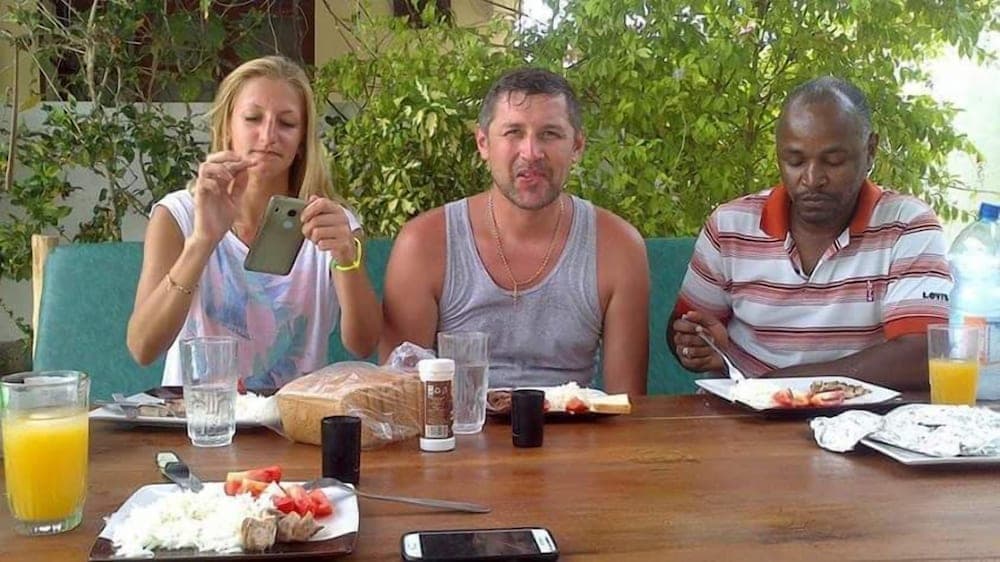 Kizi Dolphin Lodge