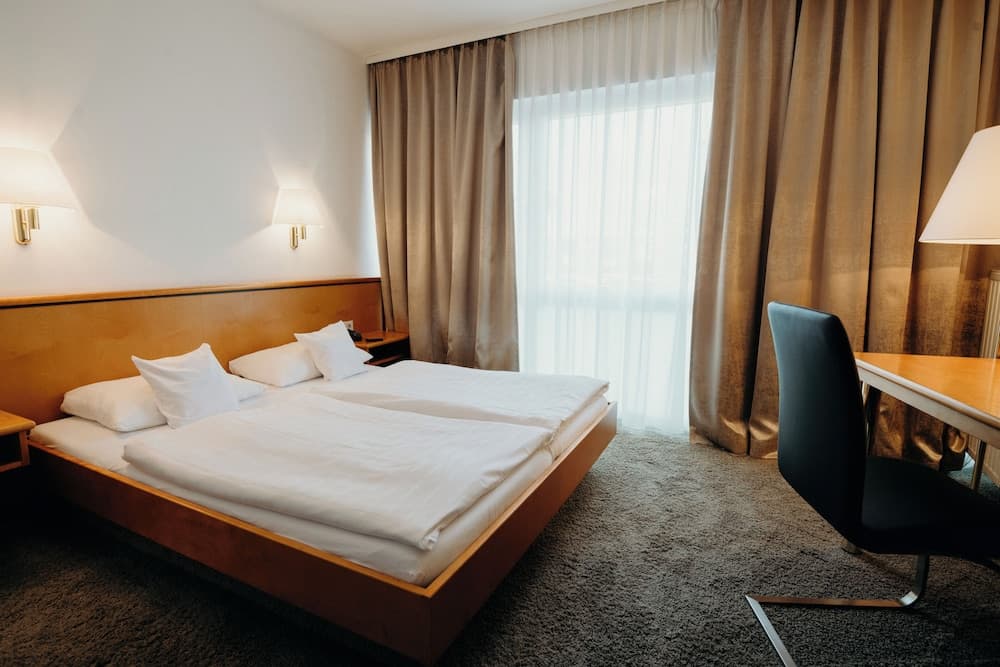 Hotel Crystal
