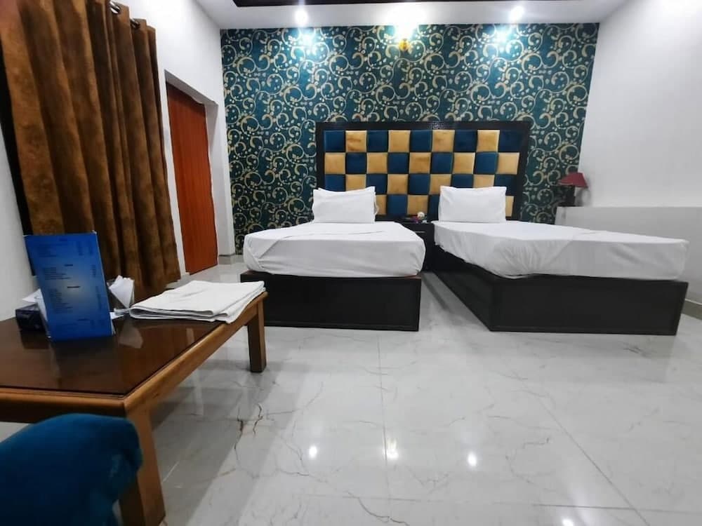 Hotel Mehran