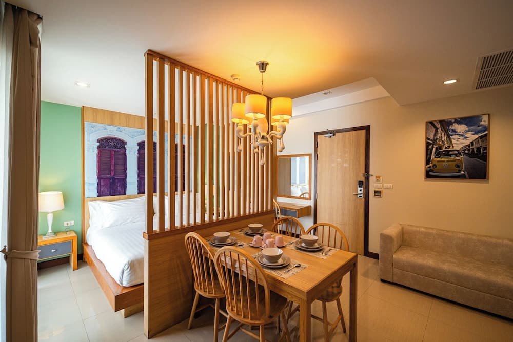 Ratana Hotel Rassada, PHUKET TOWN- SHA Extra Plus