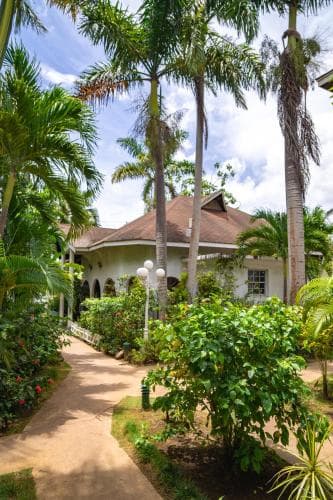 Merril's Beach Resort