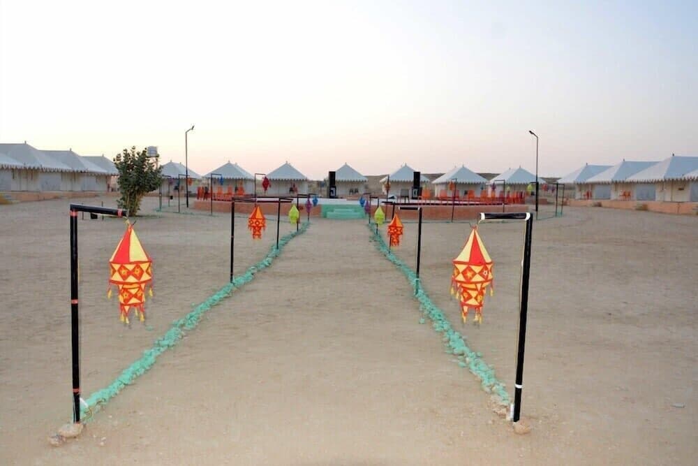 Thakur Ji Resort