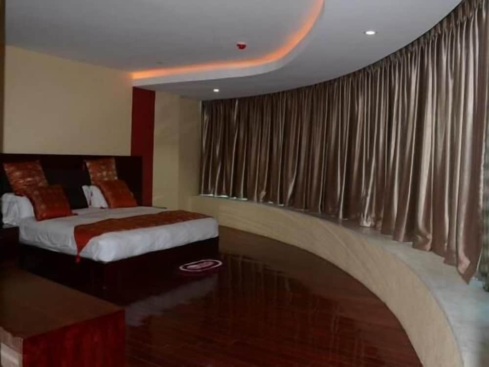 Bata Hotel