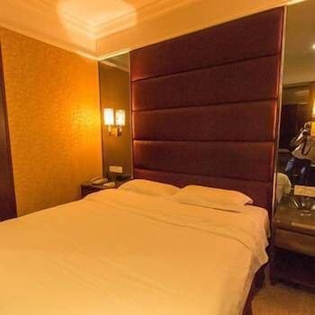 Junyi Hotel