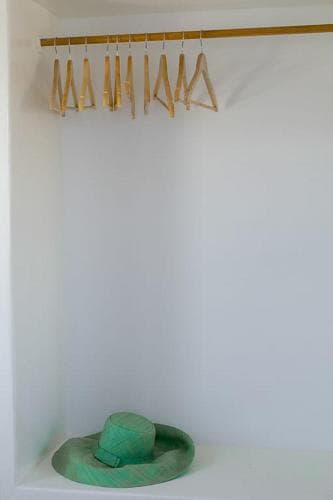 Anemoessa Rooms & Studios