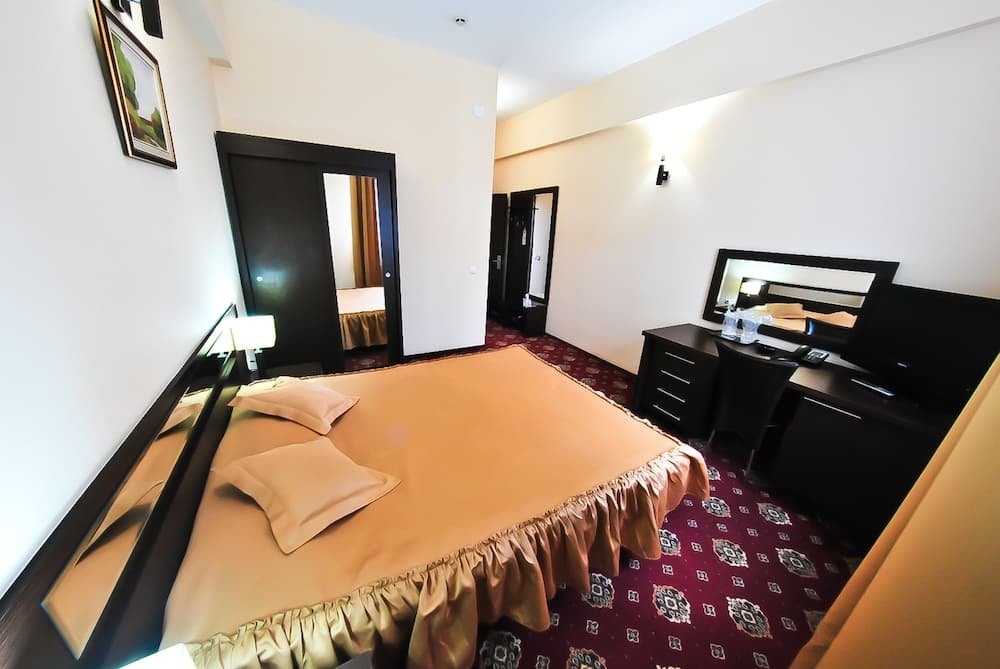 Hotel Magic Trivale