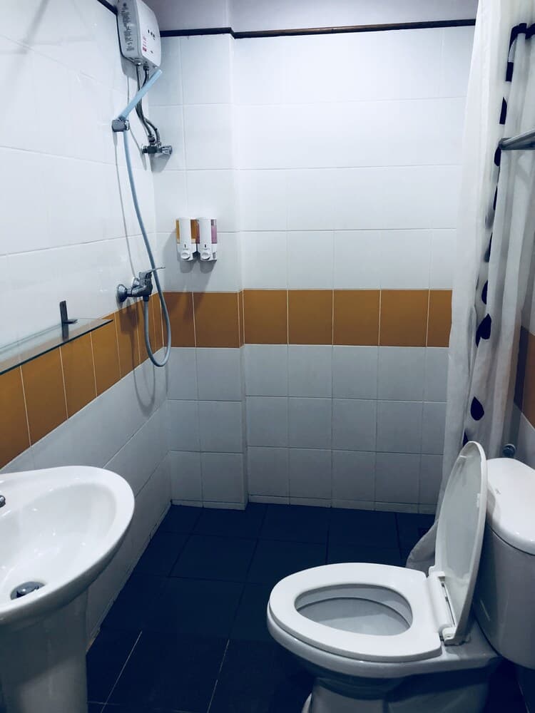 Rada Arak Hostel