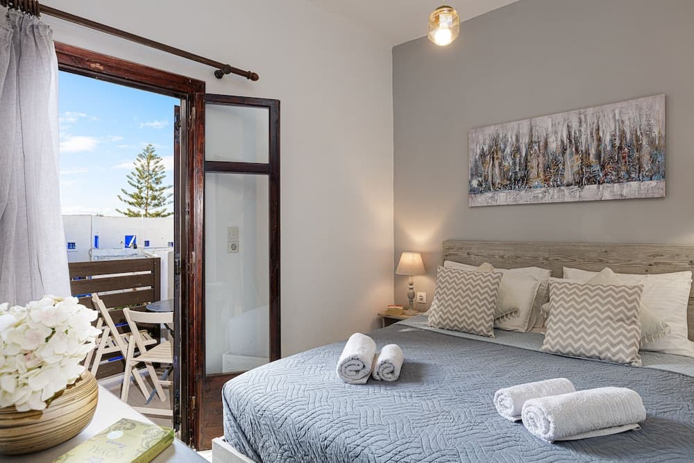 Kasteli Studios & Apartments