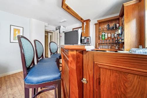 The Iona Inn