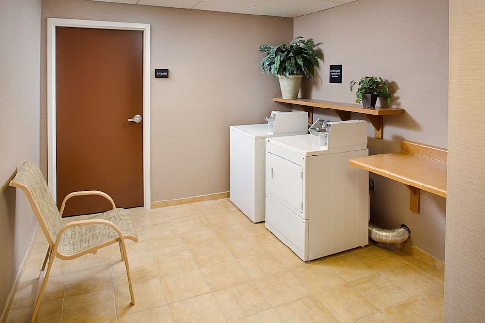 Hampton Inn & Suites Lancaster