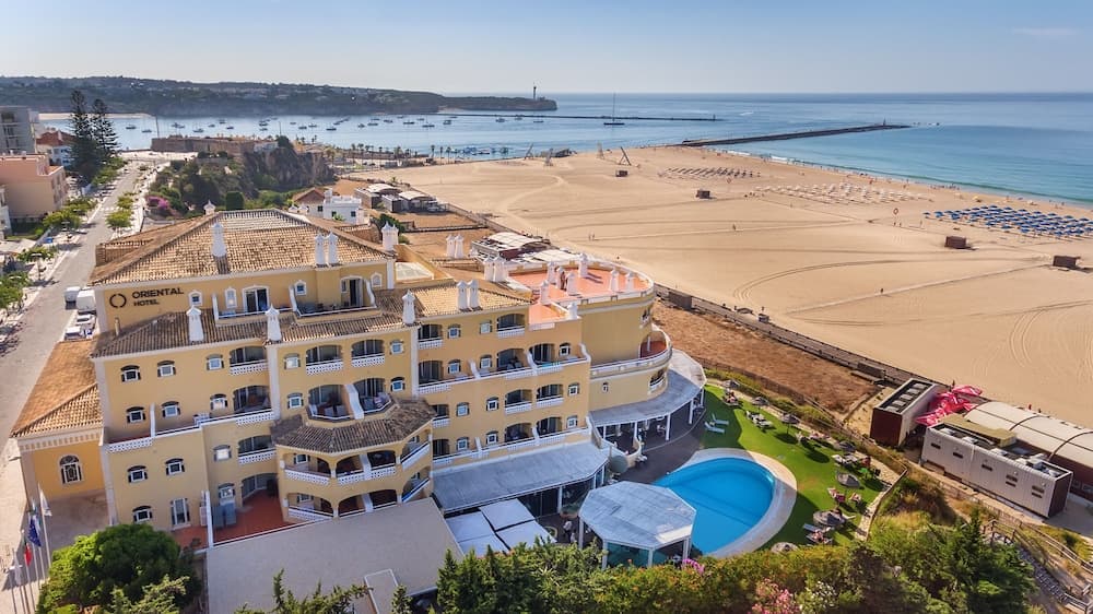 AP Oriental Beach