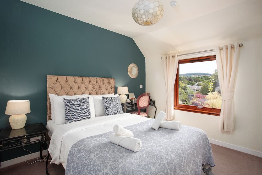 Rosemount Hotel