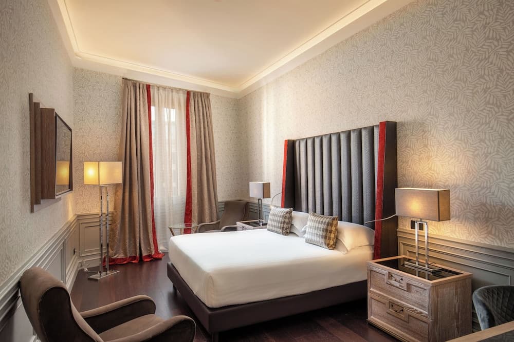 Piazza di Spagna Suites