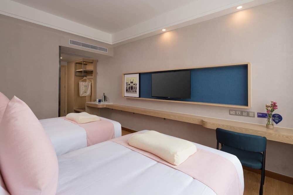 Kyriad Hotel