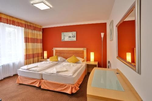 Hotel Subterra