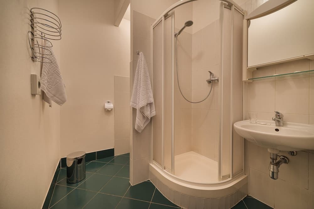 EA Hotel Populus