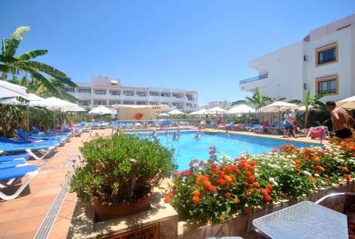 Invisa Aparthotel Casa Luis