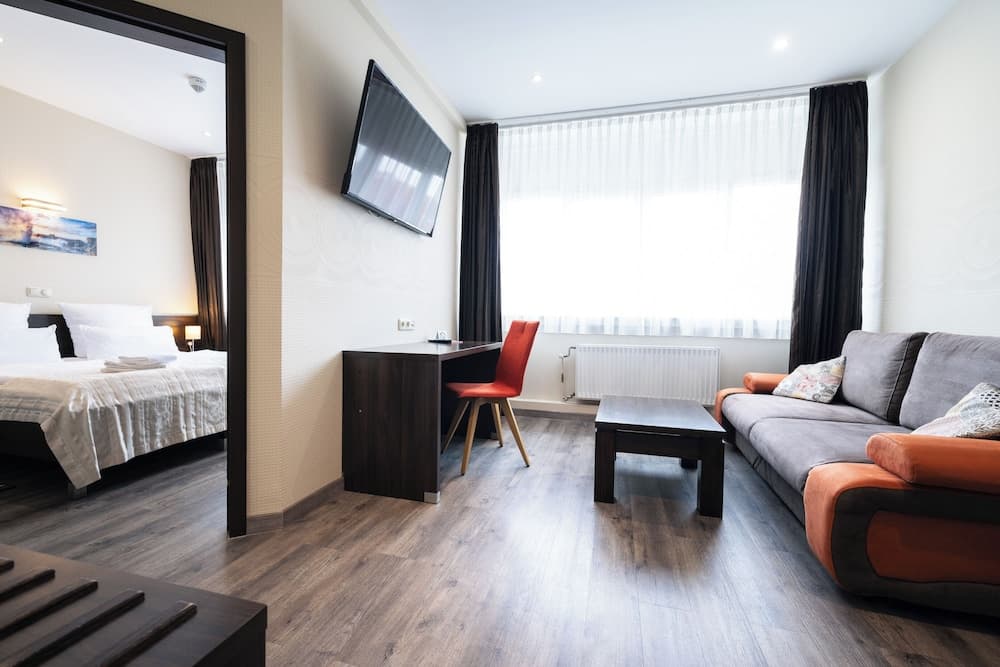 home Hotel