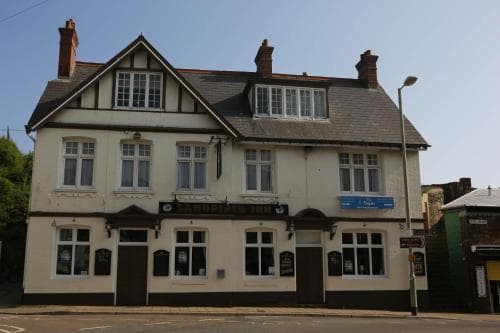 The Sandpiper Inn