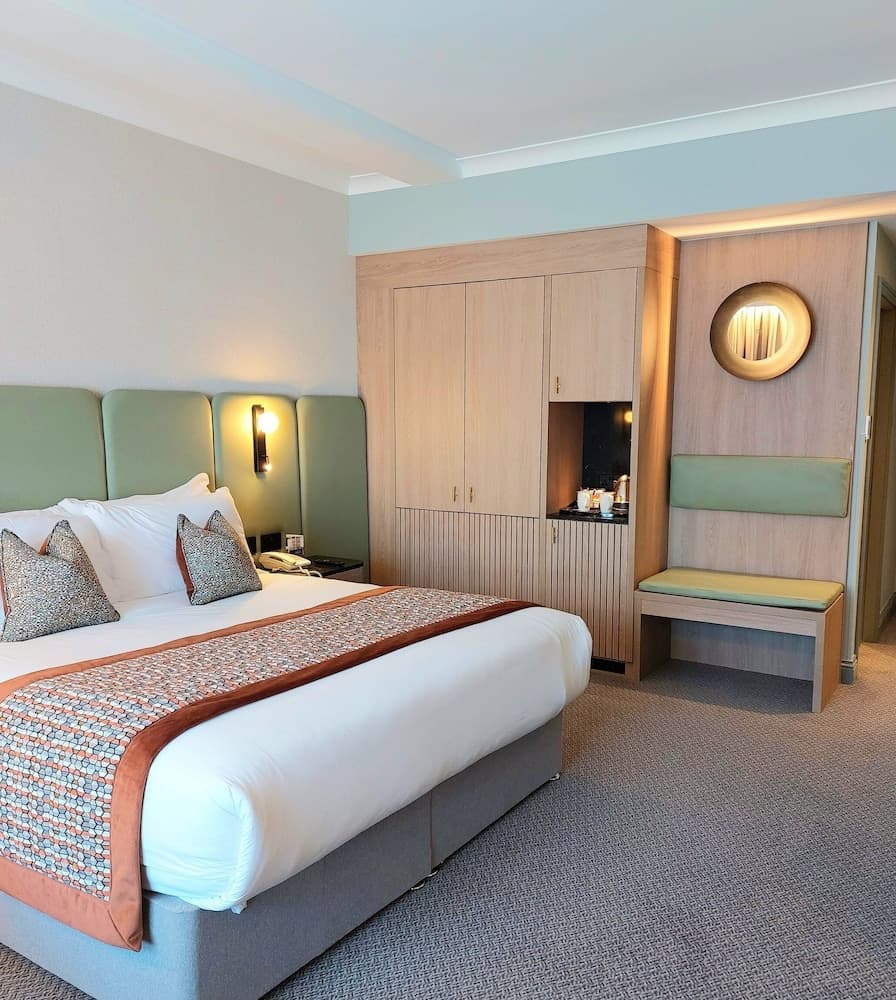 Menlo Park Hotel