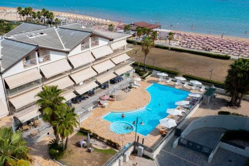 Casa Del Mar