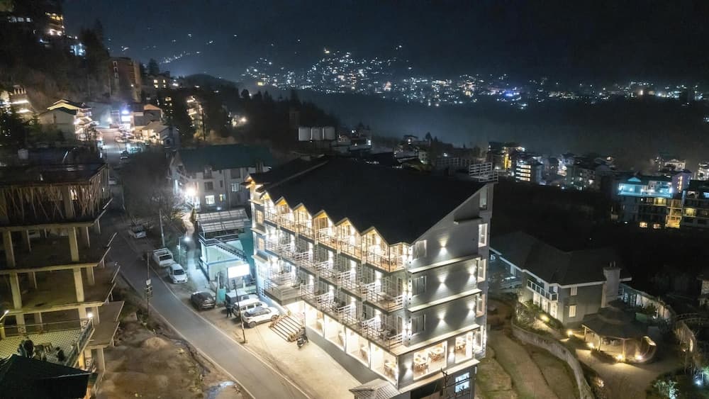 Hyacinth Hotel