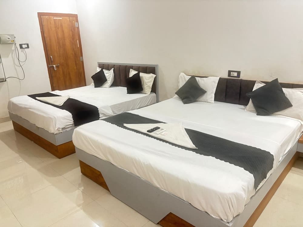 HOTEL KRISHNA HERITAGE VRINDAVAN