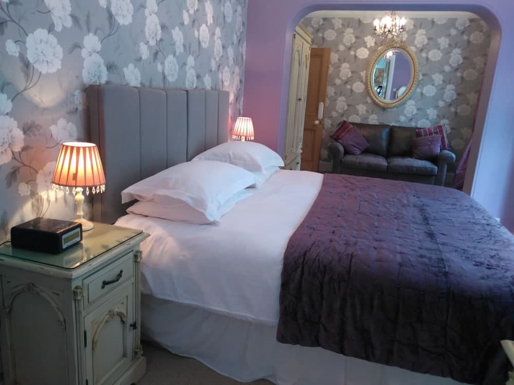Oaklands Bed & Breakfast